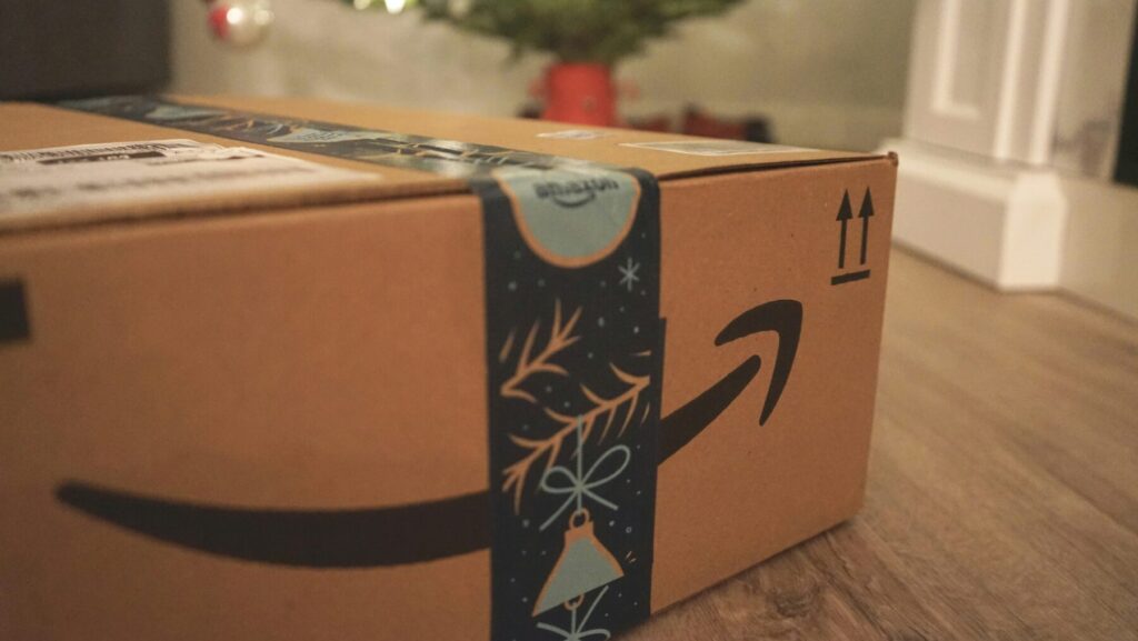 Amazonの箱