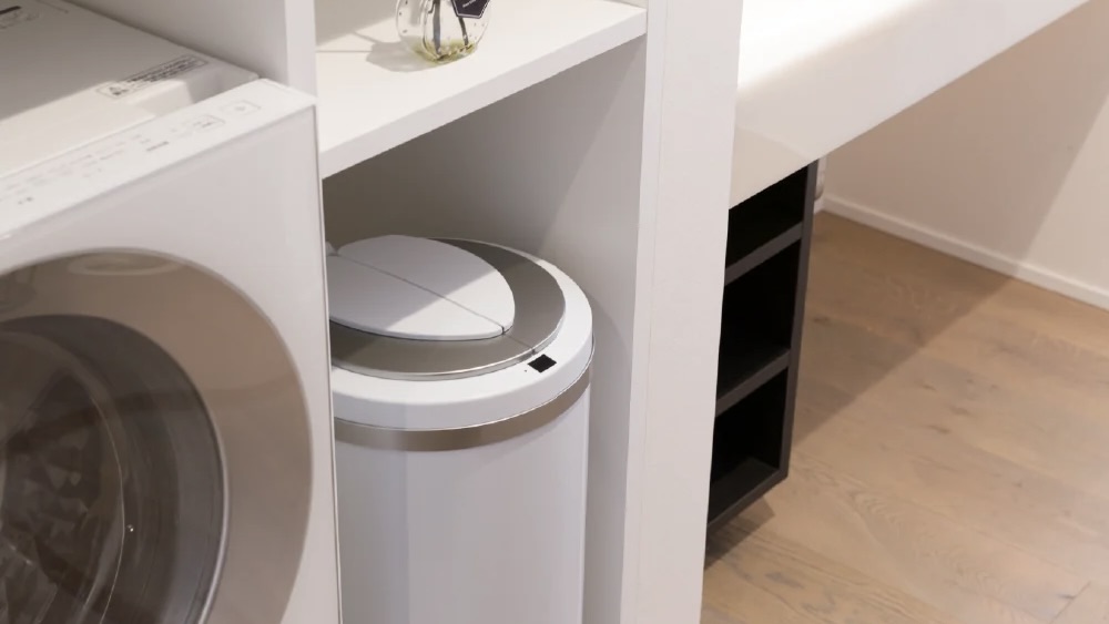 キッチンの自動ゴミ箱