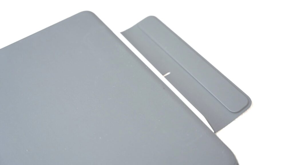 マジックキーボードのアップルペンシルホルダー