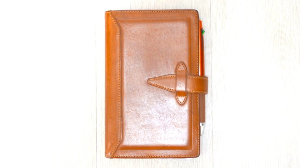 レイメイ藤井のシステム手帳「ダヴィンチ」のバイブルサイズ