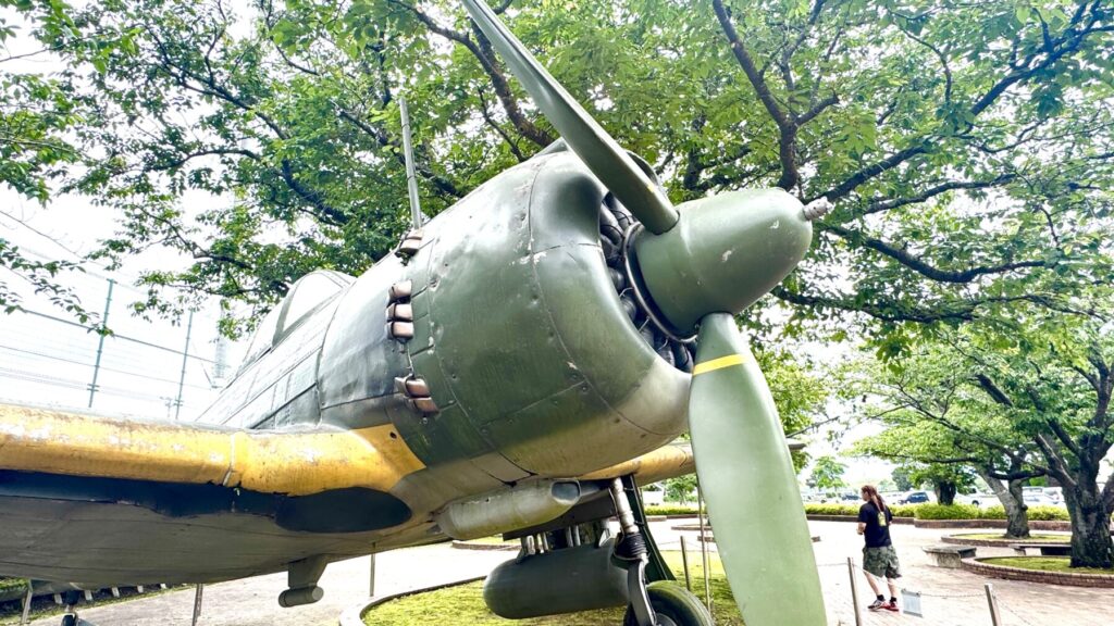 知覧特攻平和会館の入り口に展示されている戦闘機のプロペラ