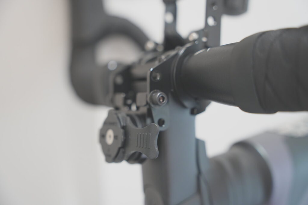 スマホ用マウントを搭載したレックマウント