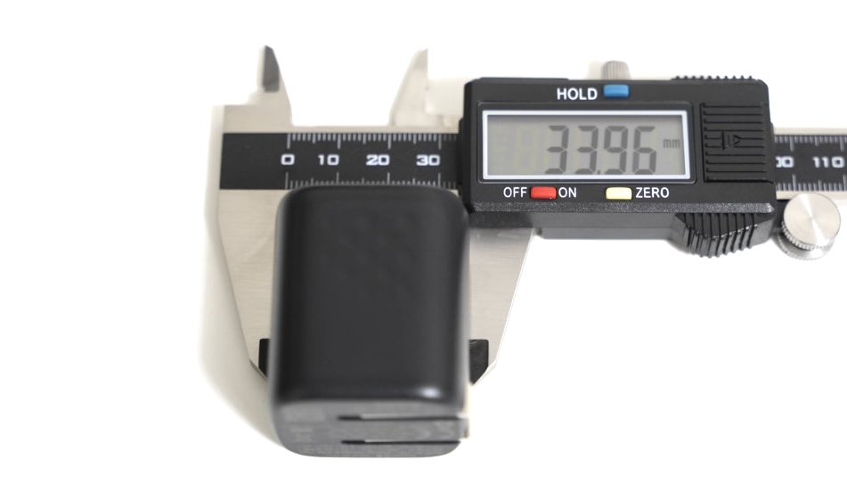 VOLTMEの30W急速充電器