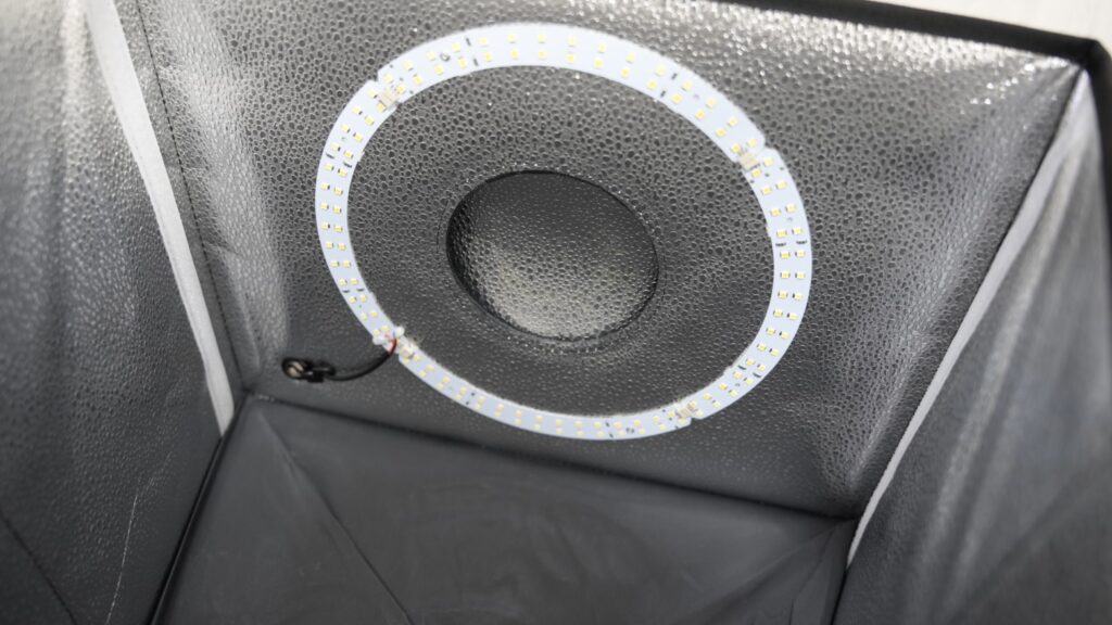 撮影ボックスのライト