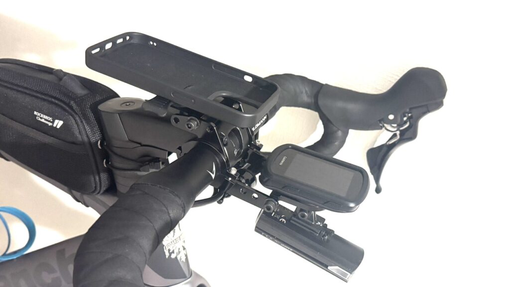 ロードバイクのハンドル周り