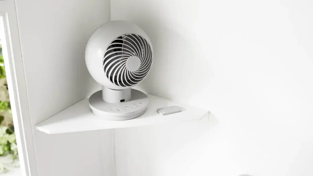 山崎実業のタワー製品サーキュレーター