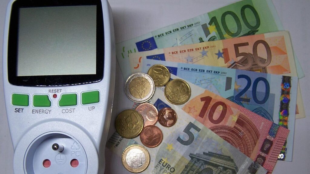 電気の検針とお金