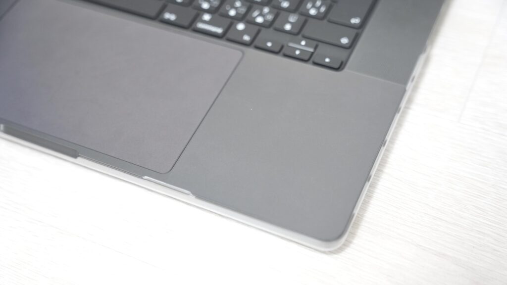 M4 MacBook Pro 16インチのパームレスト