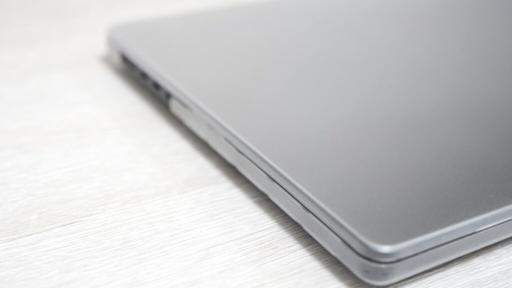 M4 MacBook Pro 16インチの外観