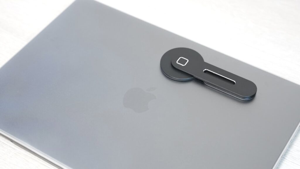 M4 MacBook Pro 16インチ用MagSafeスマホホルダー