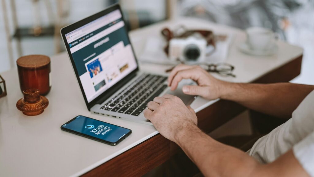 パソコンでブログ記事を書く