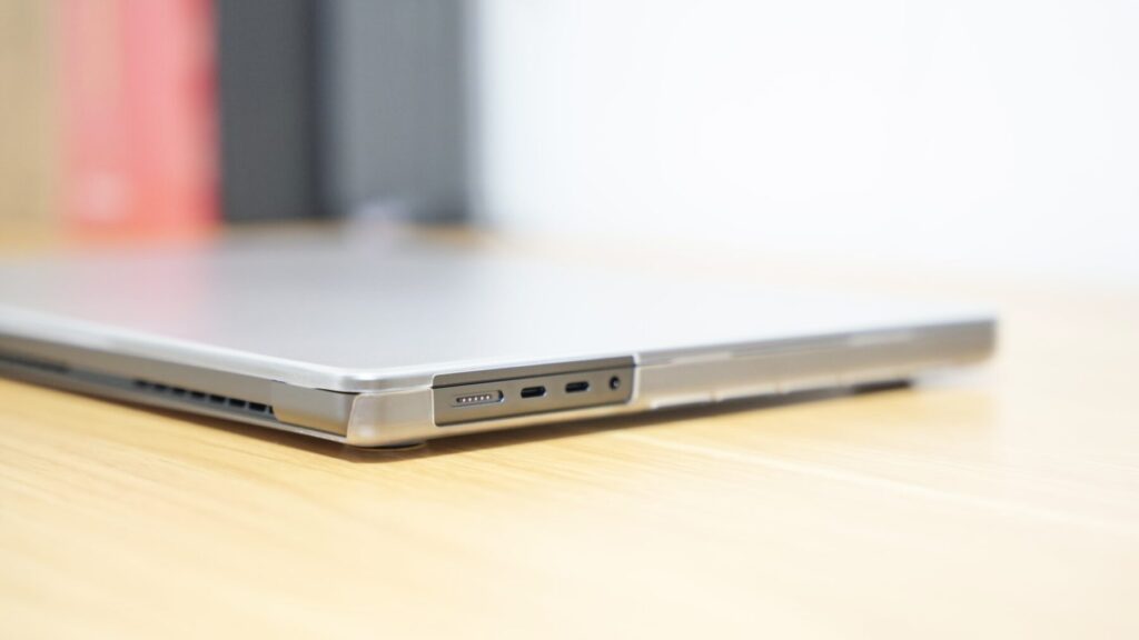 CASEFINITE FROST AIR for MacBook Pro