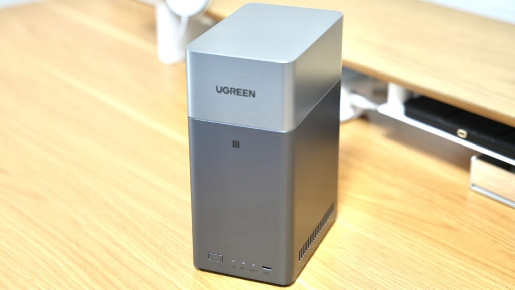 UGREEN NASync DH2300