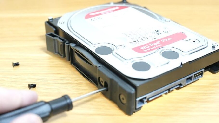 UGREEN NASync DH2300