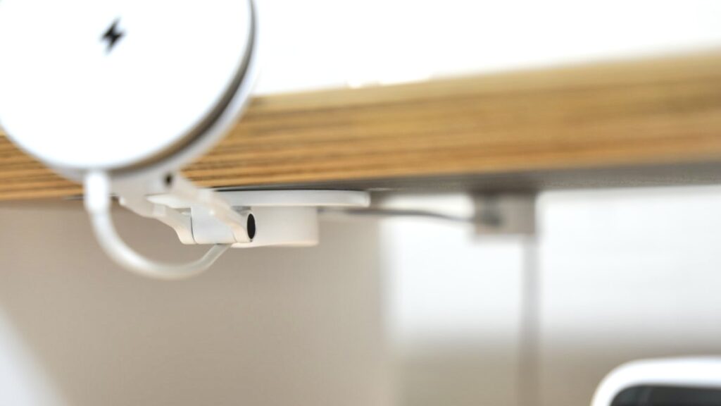 デスクシェルフ改造