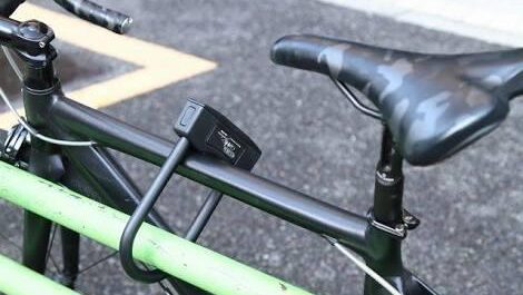 ロードバイクを地球ロック